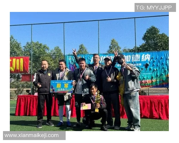 球星同款足球带你体验职业赛场激情与专业技艺的完美融合